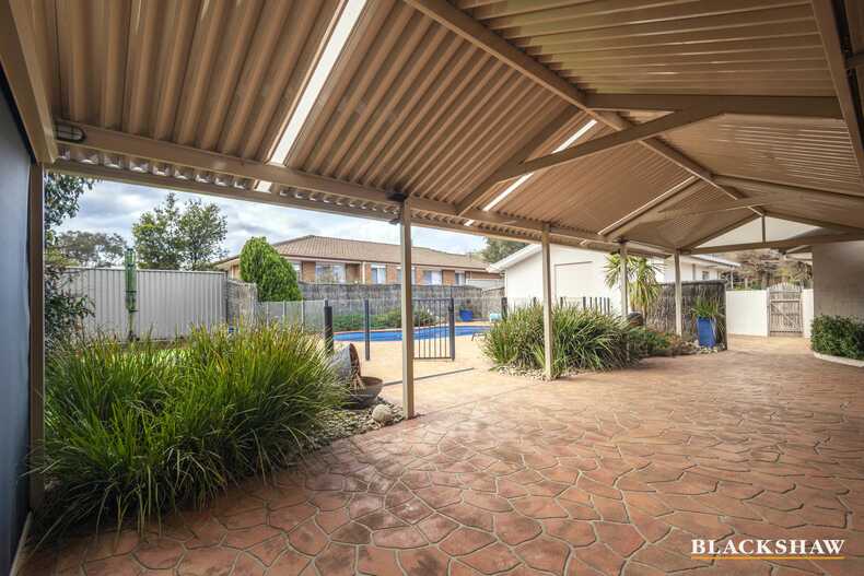 26 Loureiro Street Conder