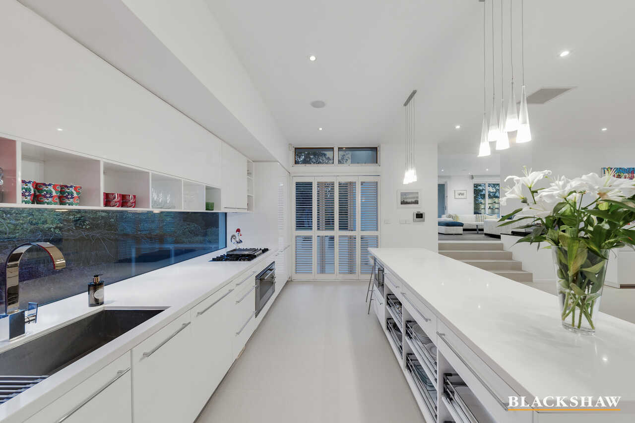 15 Wells Gardens, Griffith, Griffith - Thumbnail 7