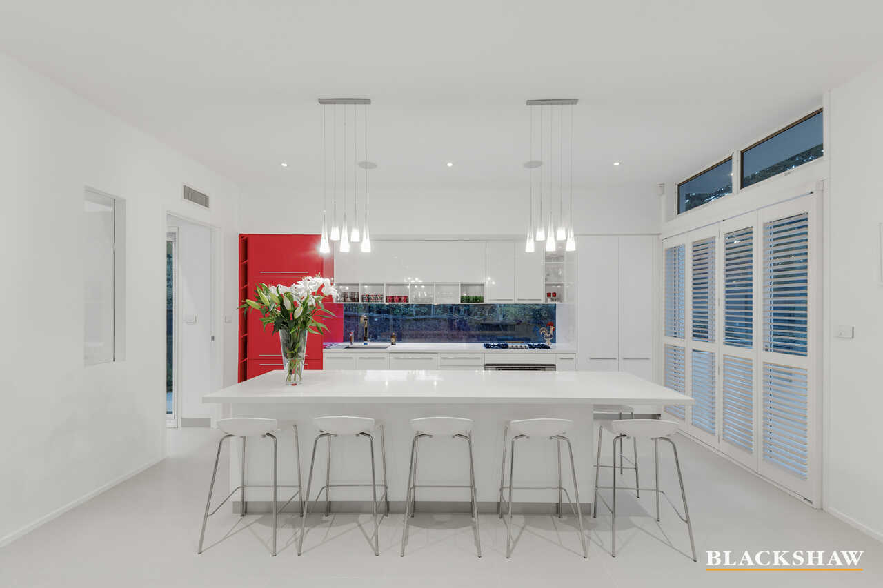 15 Wells Gardens Griffith