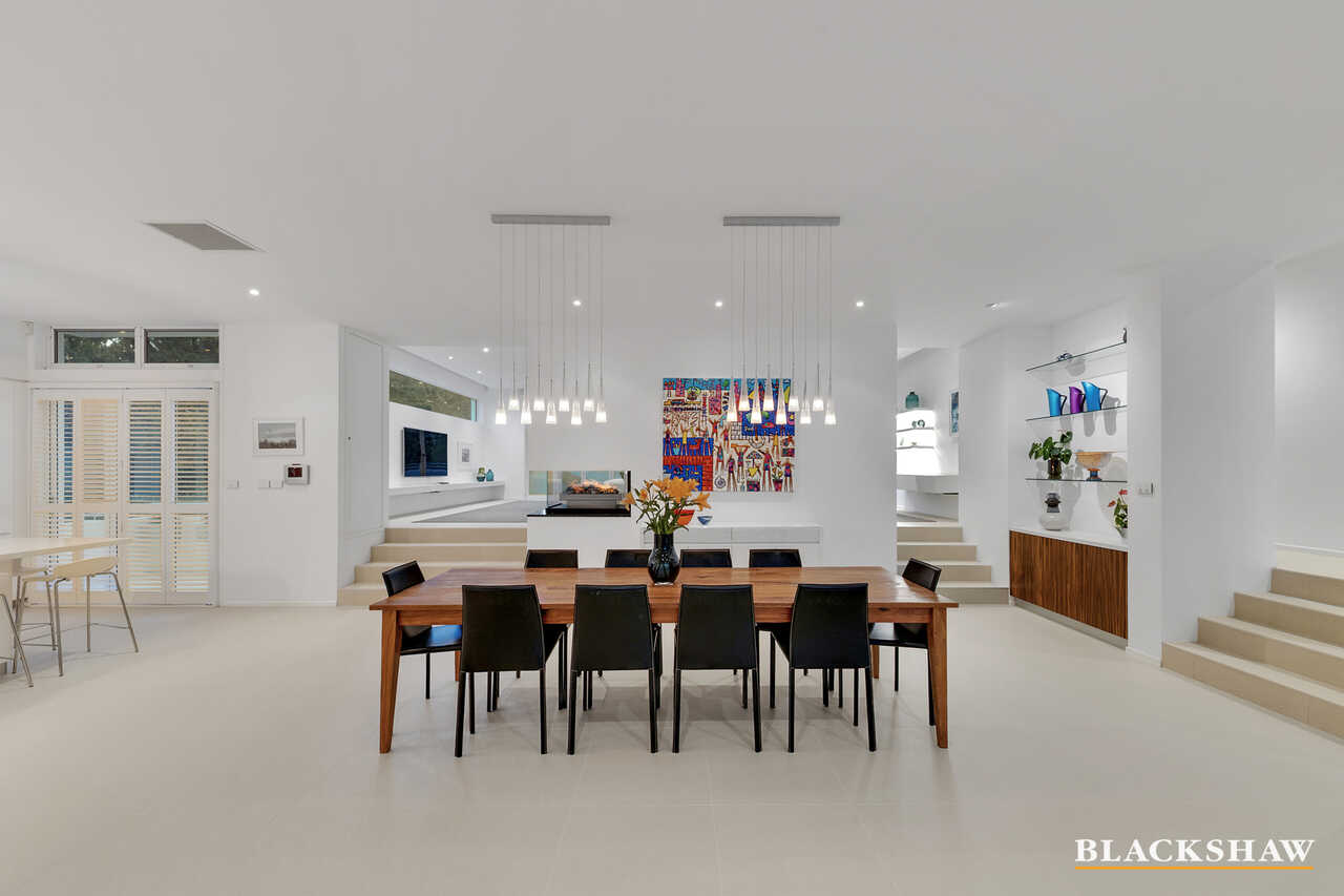 15 Wells Gardens Griffith