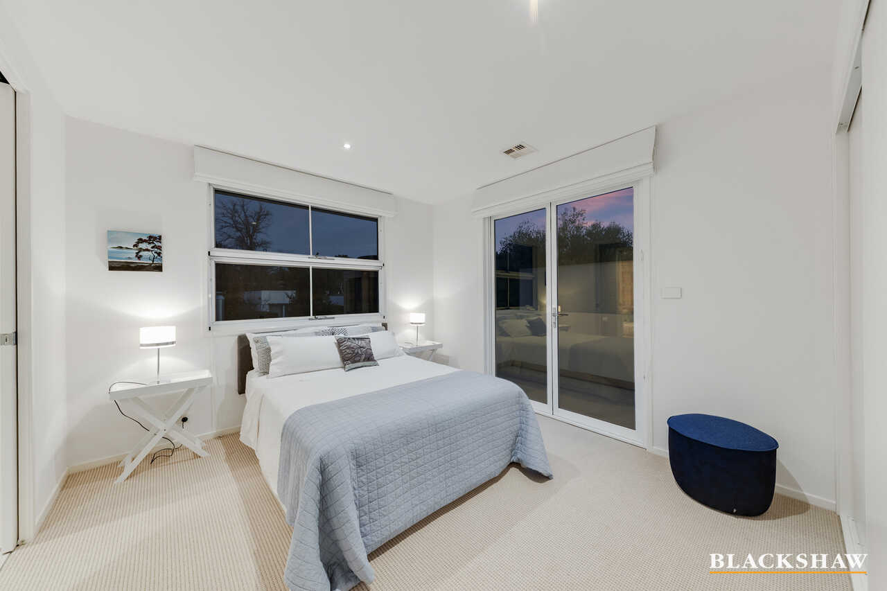 15 Wells Gardens Griffith