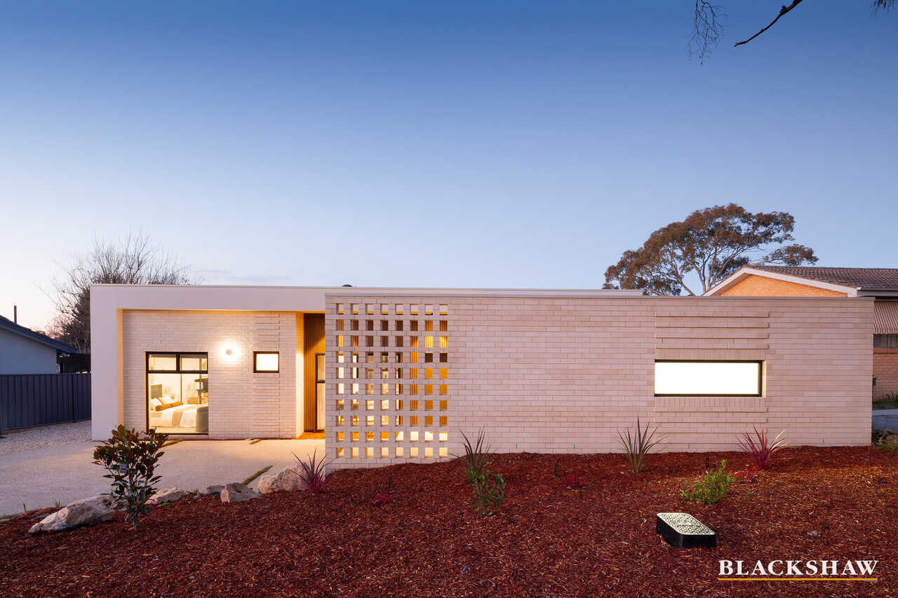 21 Lambrigg Street Farrer