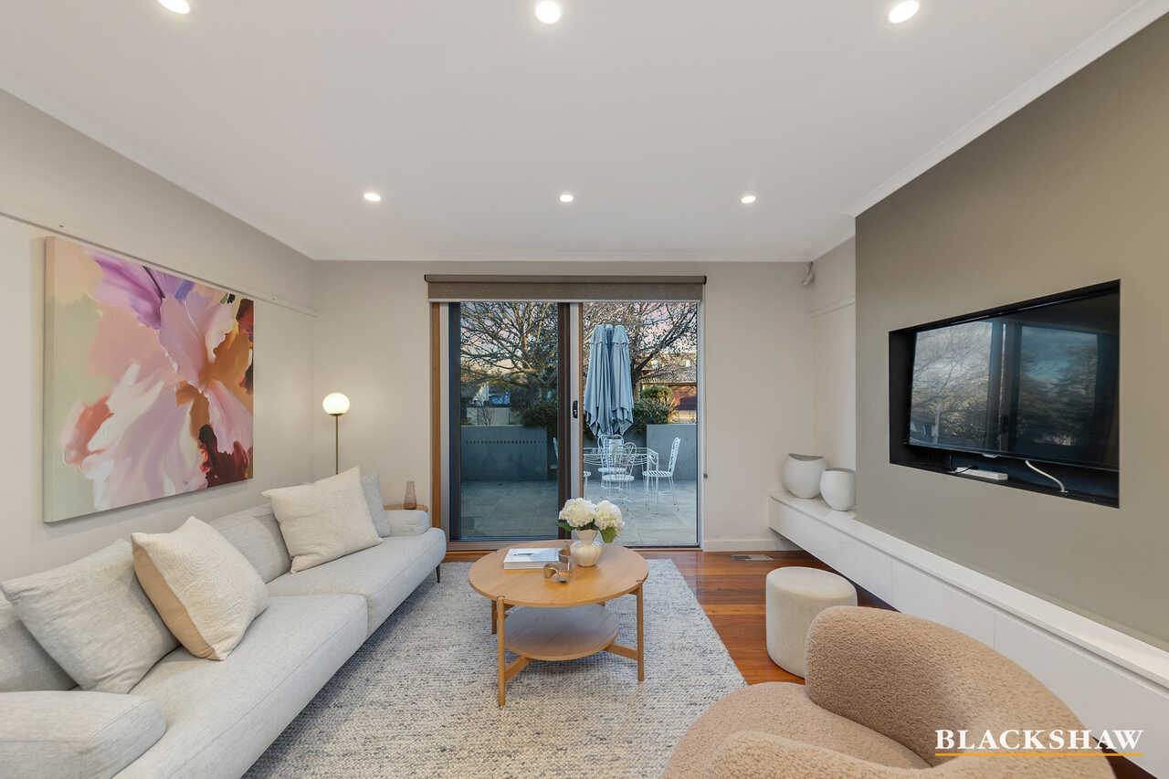 4 Abbott Street Yarralumla