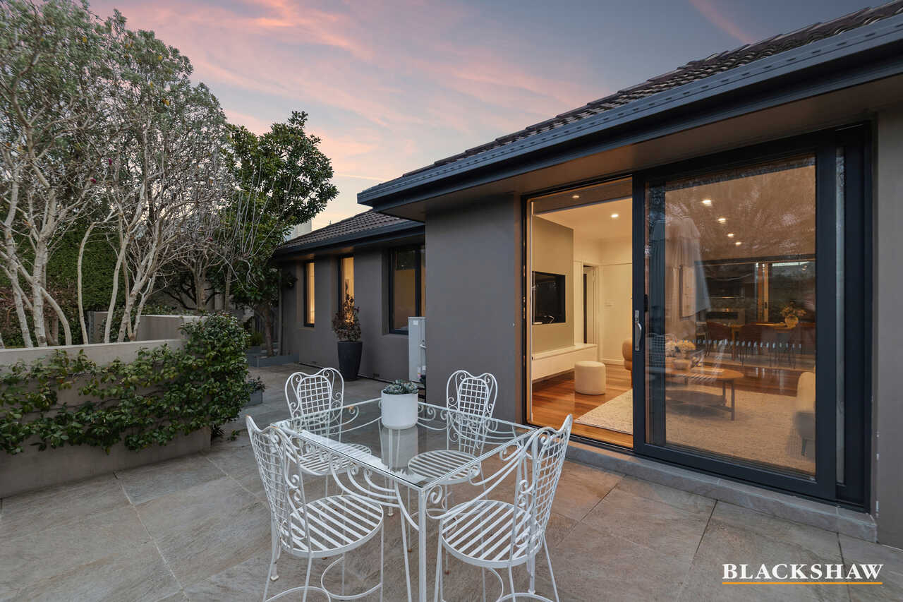 4 Abbott Street Yarralumla