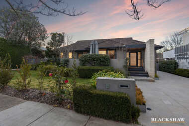 4 Abbott Street Yarralumla