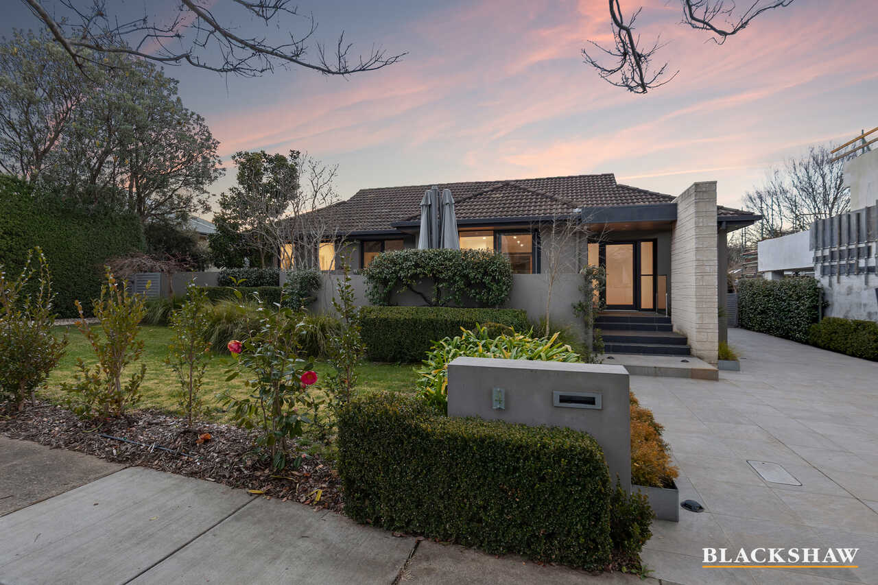 4 Abbott Street Yarralumla