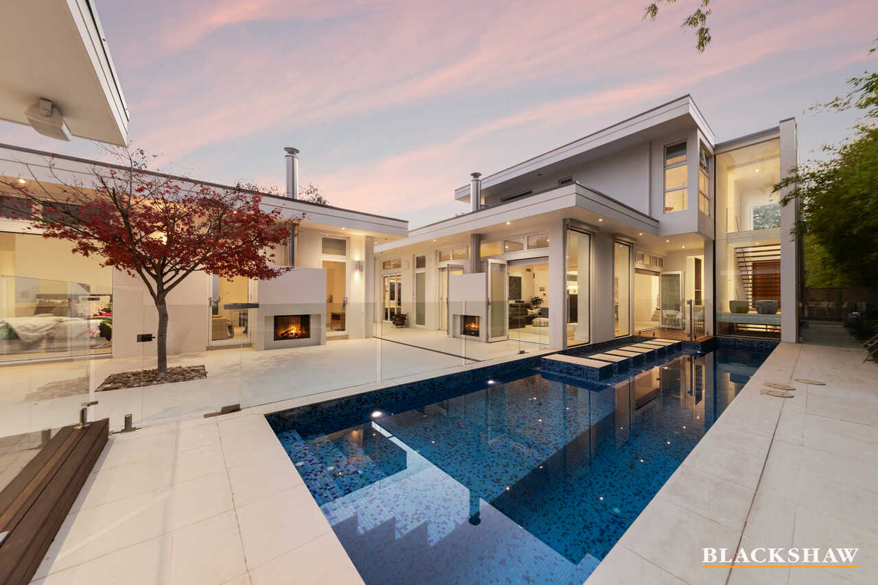 15 Wells Gardens, Griffith, Griffith - Thumbnail 3