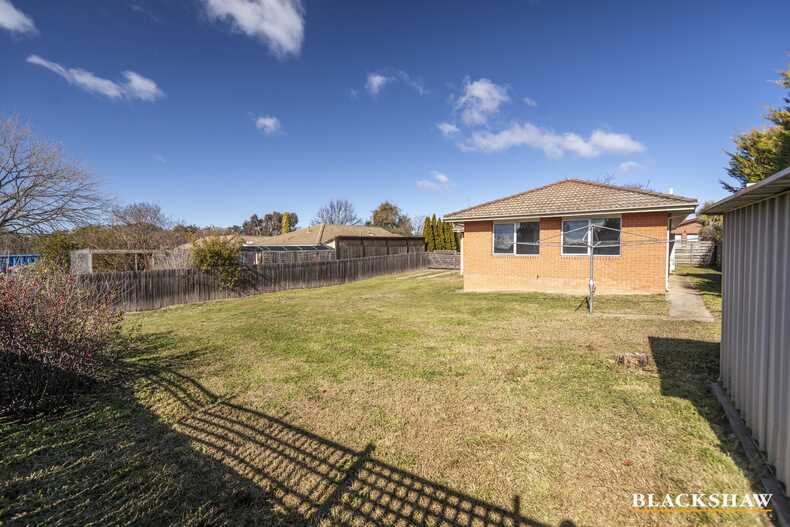 3 Fairweather Circuit Lyneham 3 Fairweather Circuit Lyneham