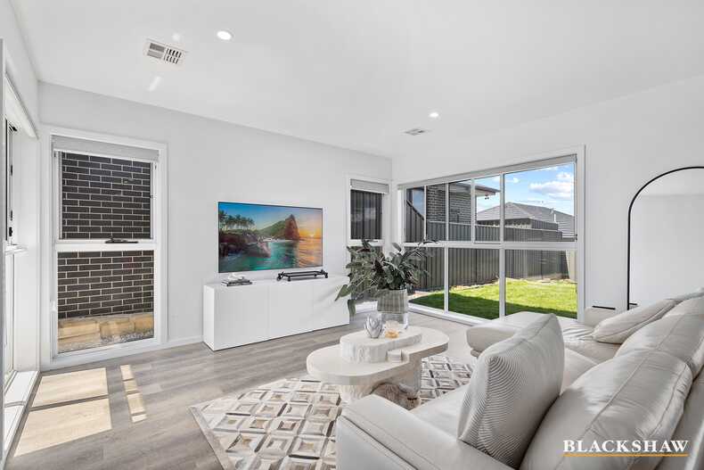 60 Erskine Loop Googong