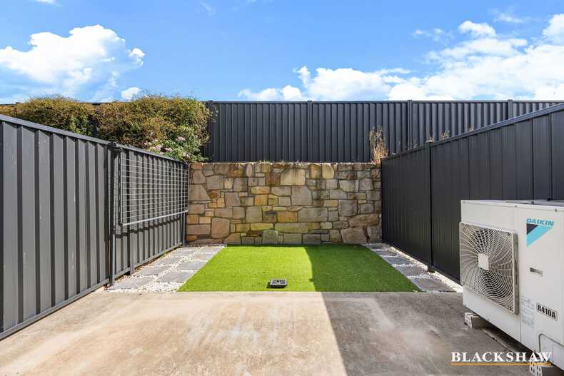 39/23 Wanderlight Avenue Lawson