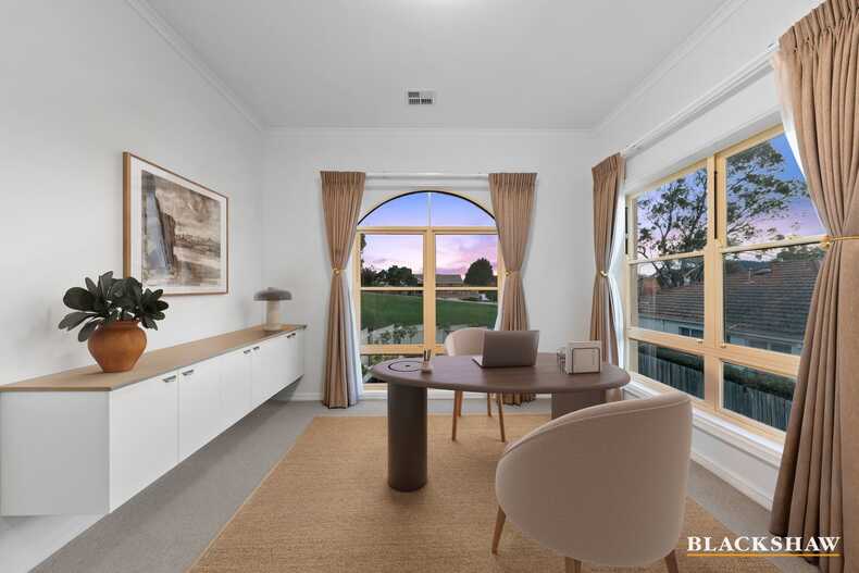 10/10 Taronga Place O'Malley