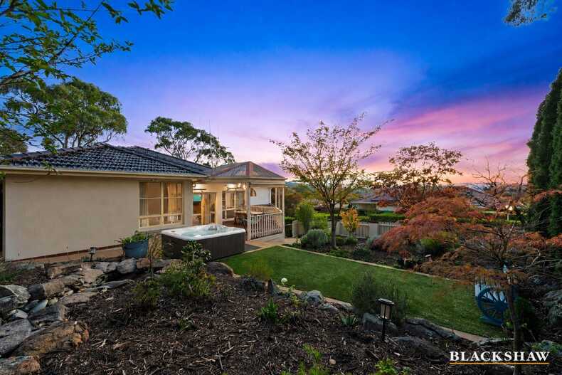 10/10 Taronga Place O'Malley