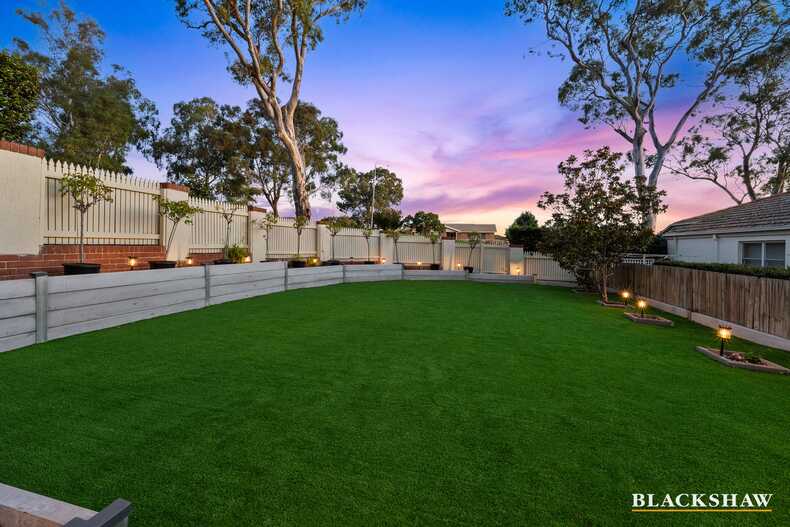 10/10 Taronga Place O'Malley