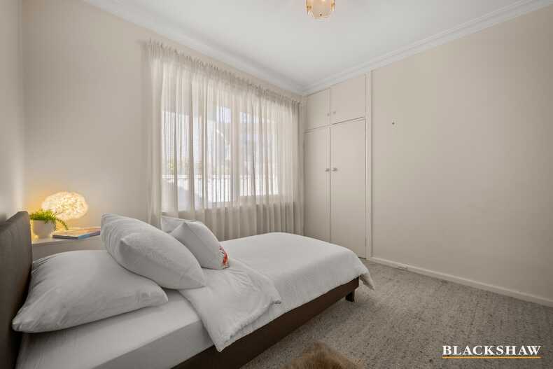 6 Sirius Place Red Hill
