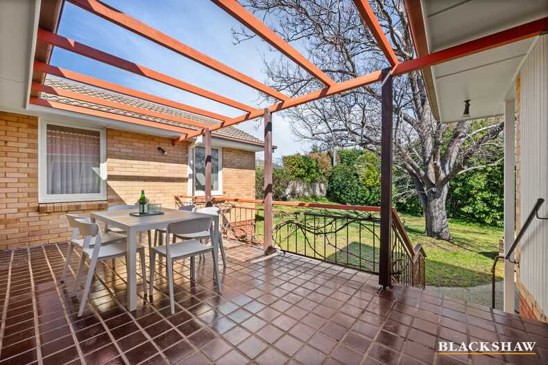 6 Sirius Place Red Hill