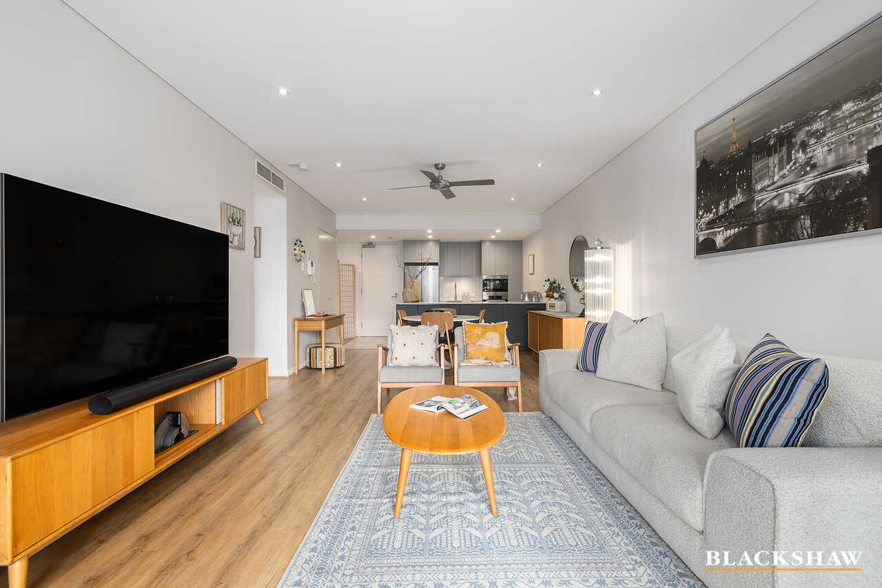 71/22 Eyre Street Kingston