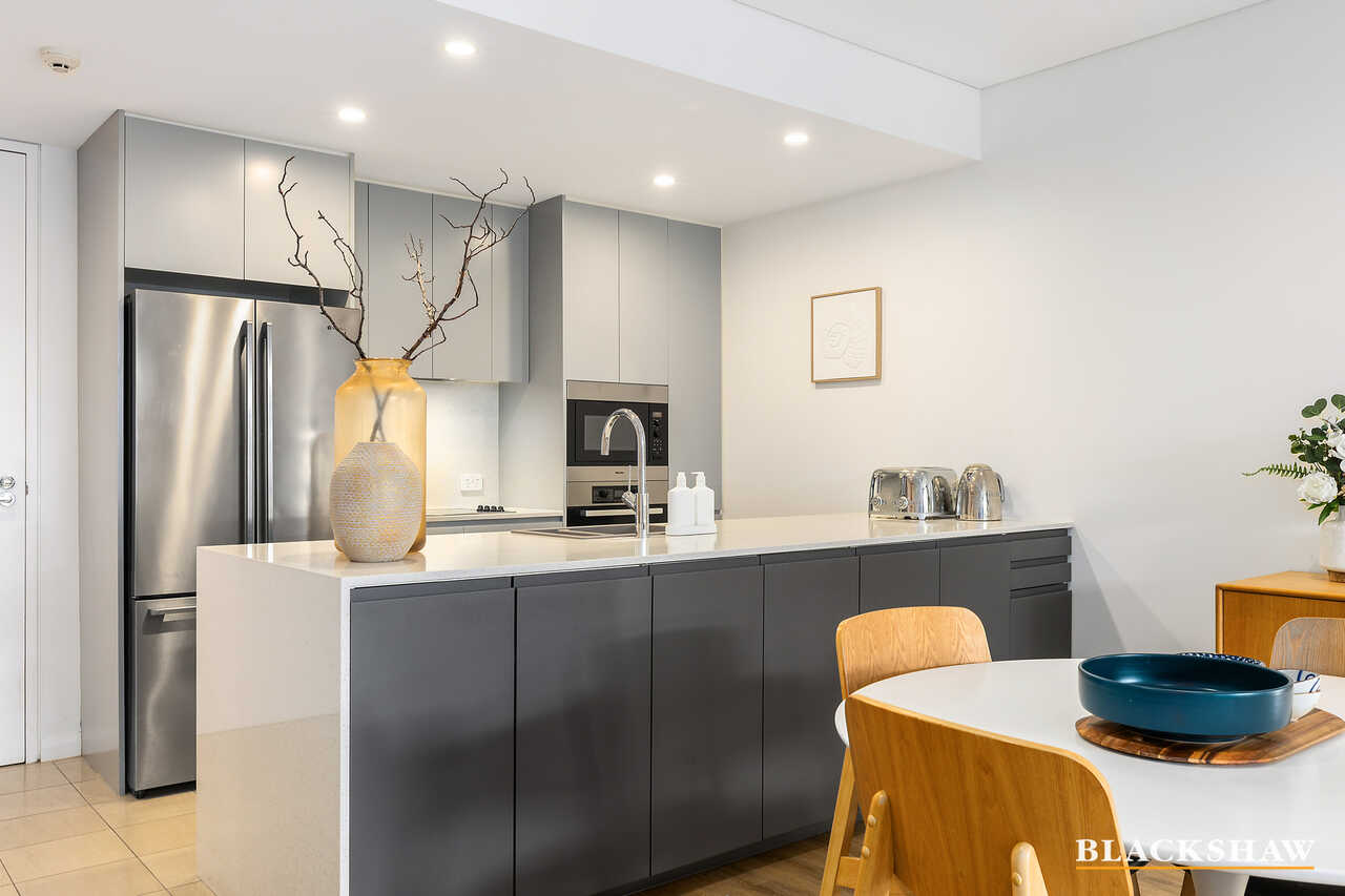 71/22 Eyre Street Kingston