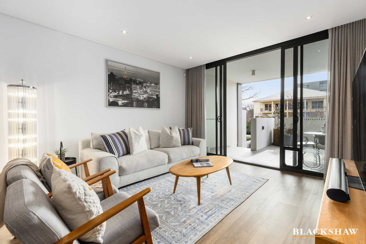 71/22 Eyre Street Kingston