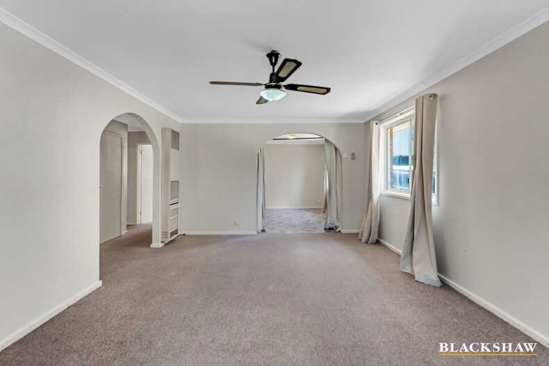 95 Gilmore Crescent Garran 95 Gilmore Crescent Garran