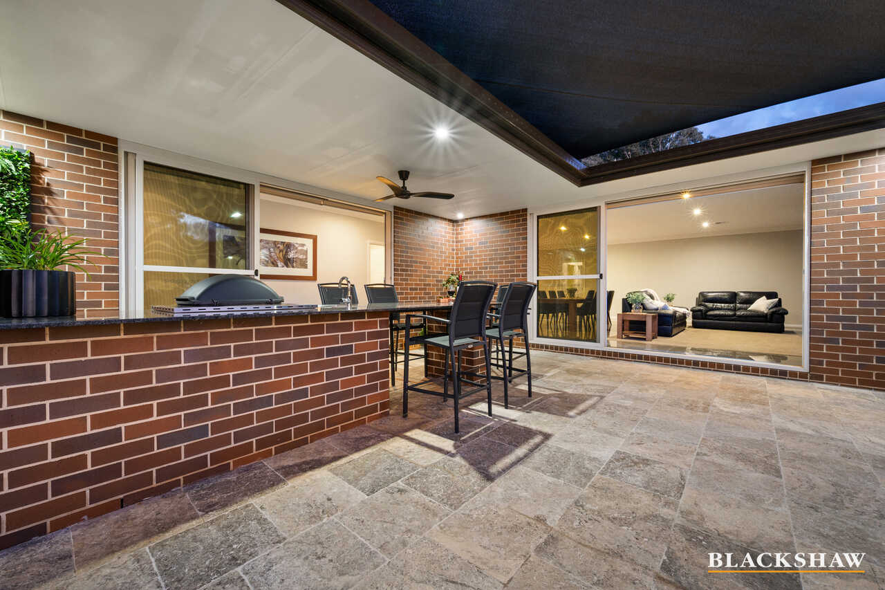 6 Hamilton Place Jerrabomberra