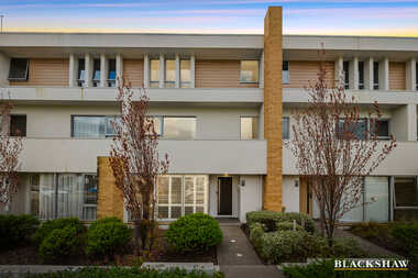 33/2 Bulletin Street Lawson
