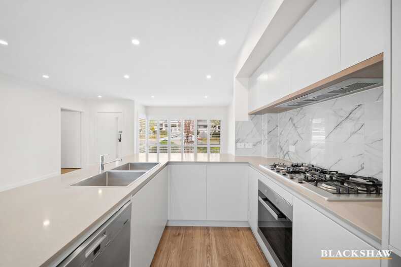 33/2 Bulletin Street Lawson