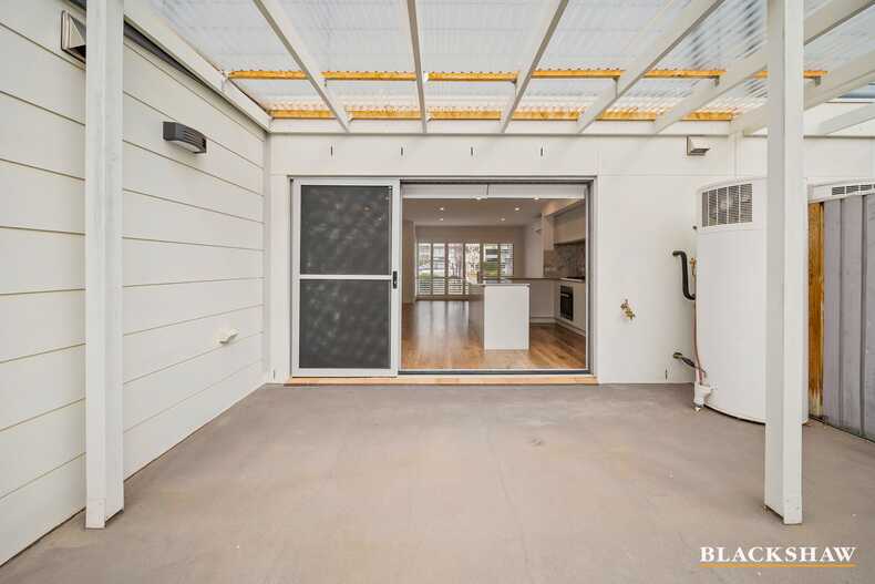 33/2 Bulletin Street Lawson
