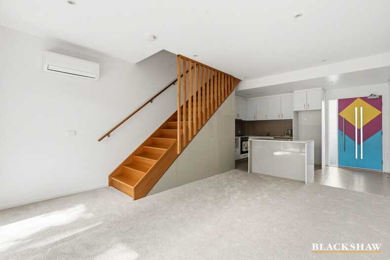 15/93 Nemarang Crescent Waramanga