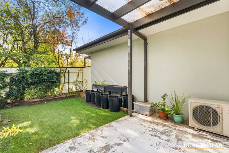 15/93 Nemarang Crescent Waramanga
