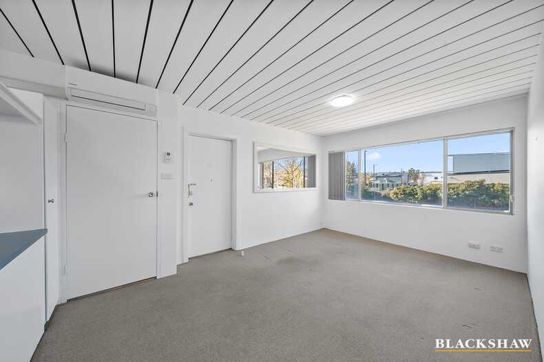 9/12 Morisset Street Queanbeyan