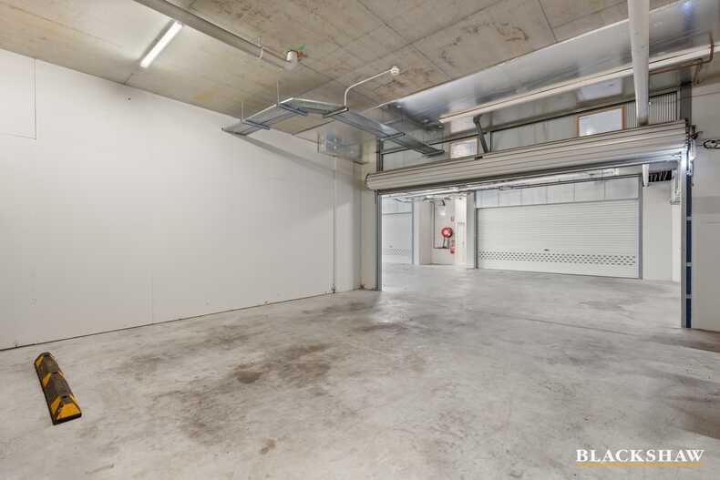 2/139 Blamey Crescent Campbell