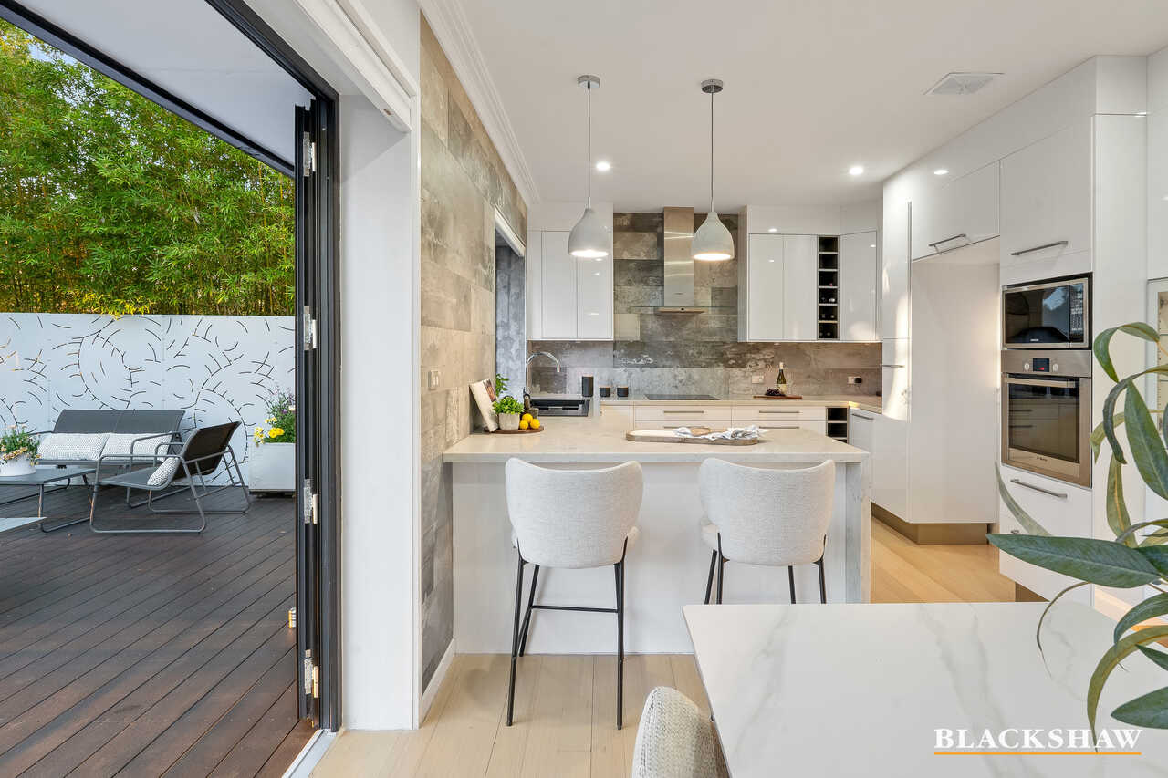 9 Northcott Street Crestwood