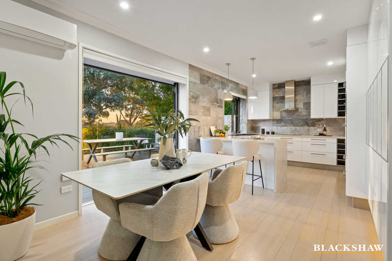9 Northcott Street Crestwood