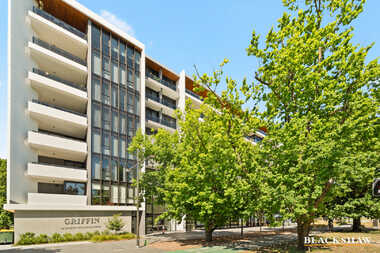129/44 Constitution Avenue Reid