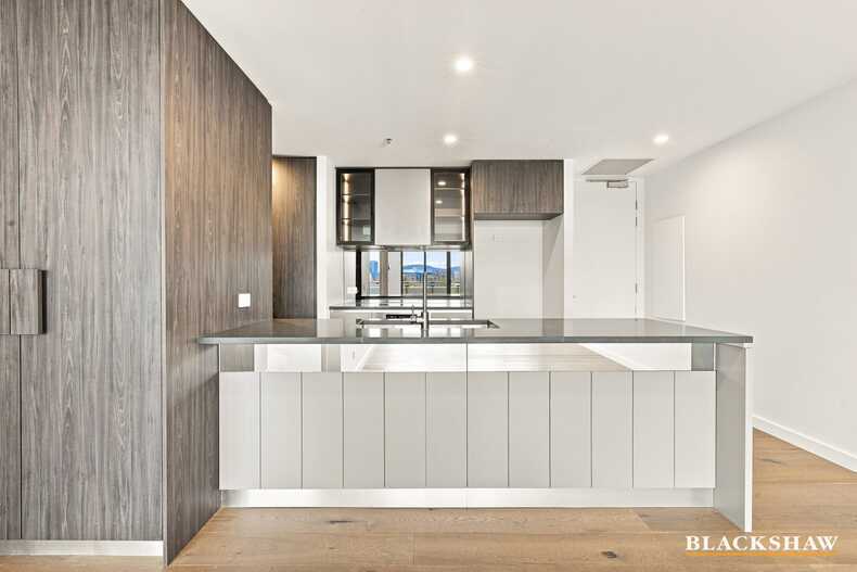 129/44 Constitution Avenue Reid