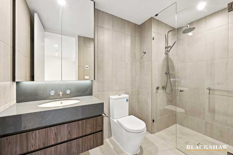 129/44 Constitution Avenue Reid