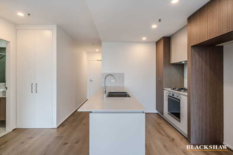 104/11 Irving Street Phillip