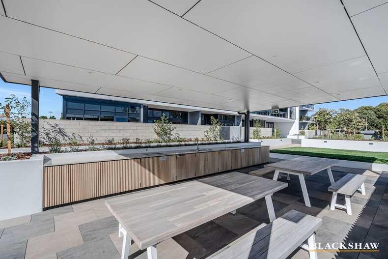 104/11 Irving Street Phillip