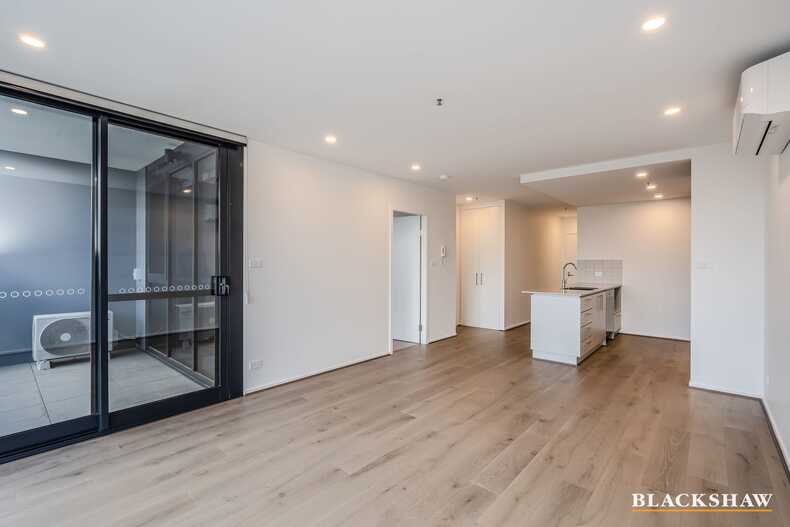 104/11 Irving Street Phillip