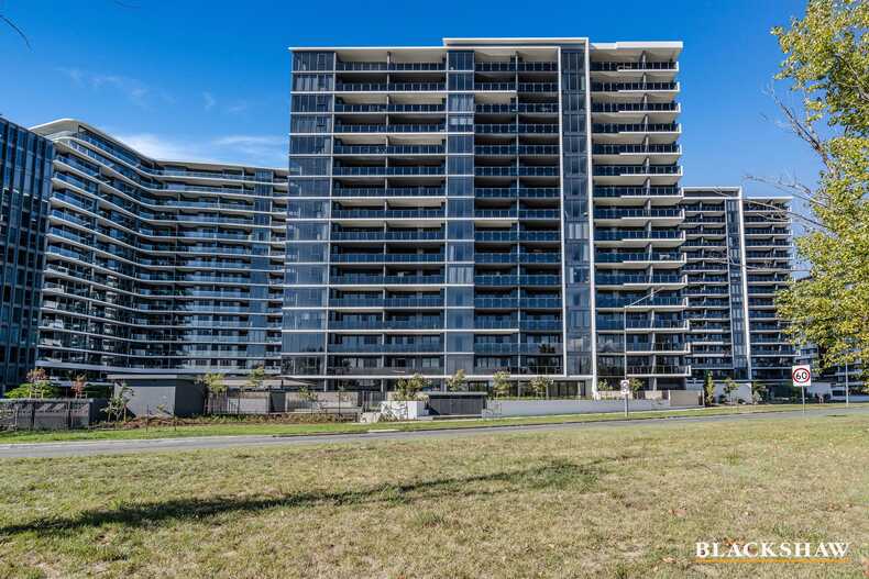 104/11 Irving Street Phillip