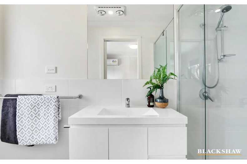 33/96 Arthur Blakeley Way Coombs