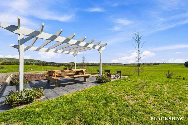 245 Allen Road Springrange 245 Allen Road Springrange