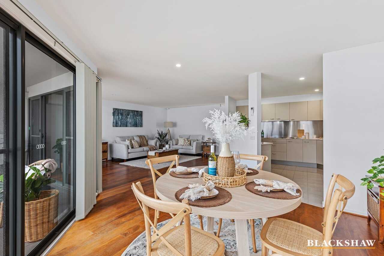 14/5 Crag Road Batehaven
