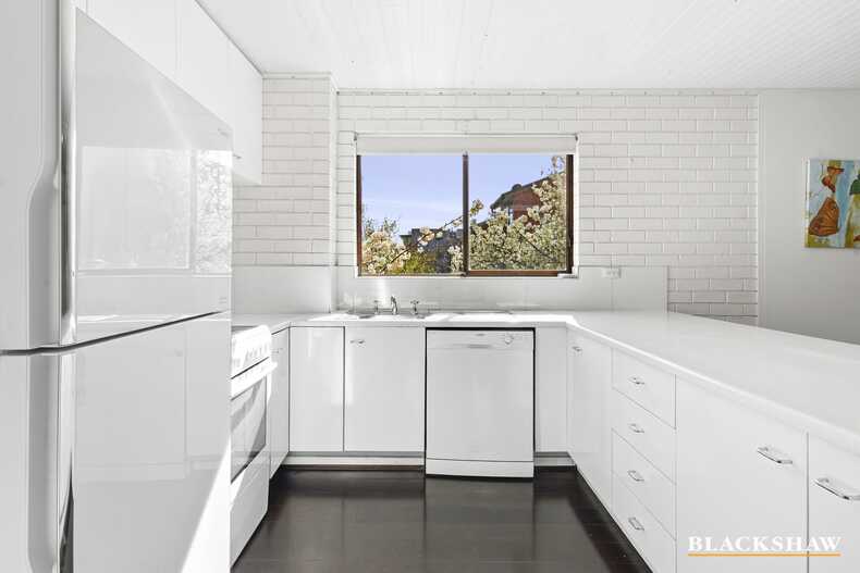 10/22 Leichhardt Street Griffith 10/22 Leichhardt Street Griffith