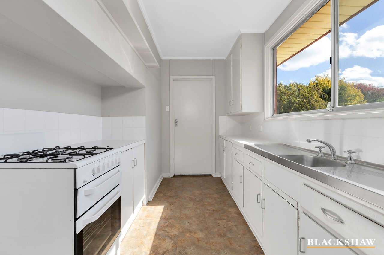 27 MacArthur Avenue O'Connor