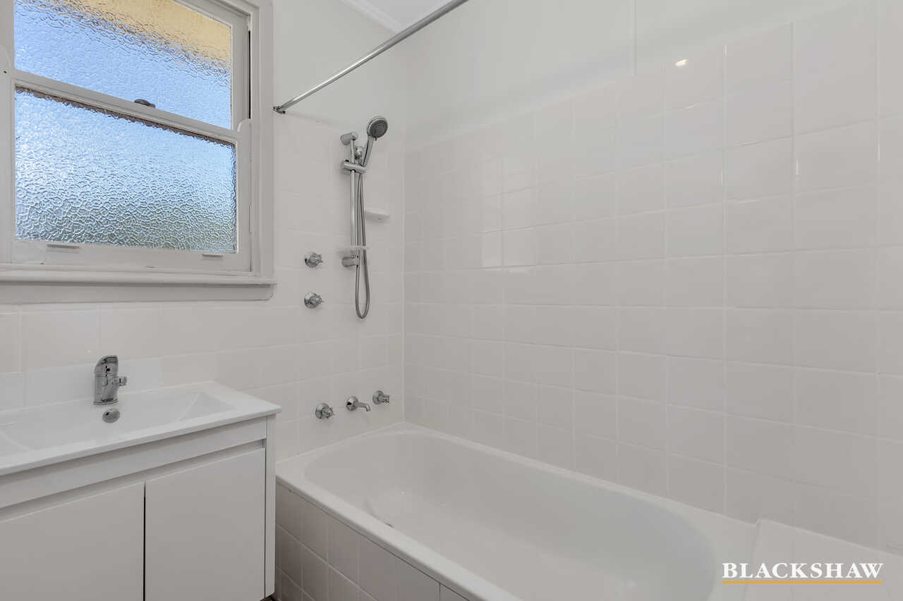 27 MacArthur Avenue O'Connor