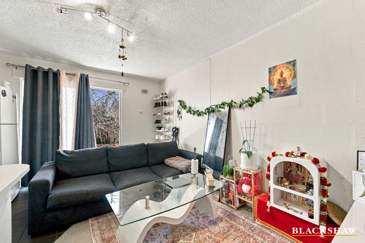 4/10 Waniassa Street Queanbeyan