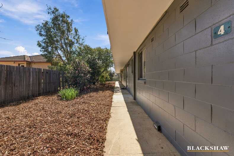 4/10 Waniassa Street Queanbeyan 4/10 Waniassa Street Queanbeyan