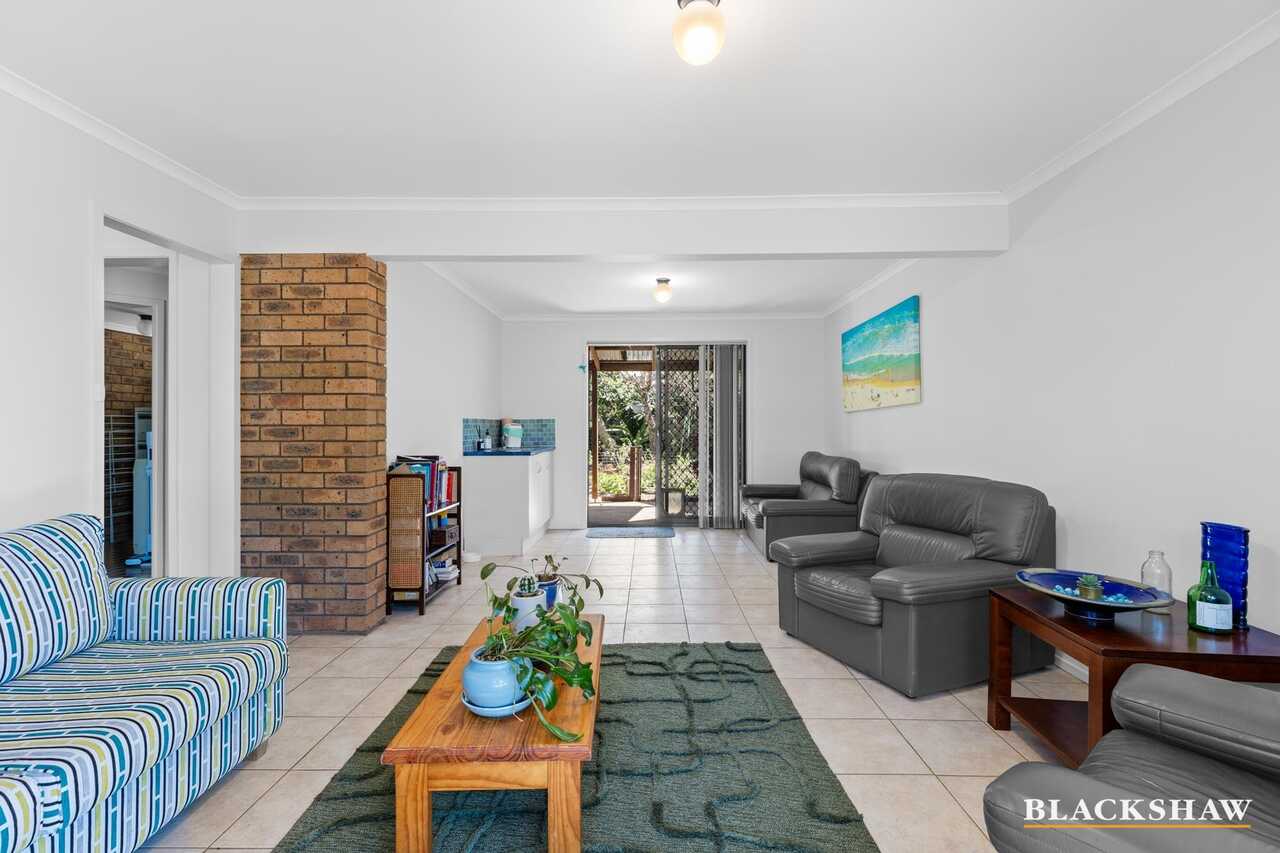 2 Moir Place Broulee