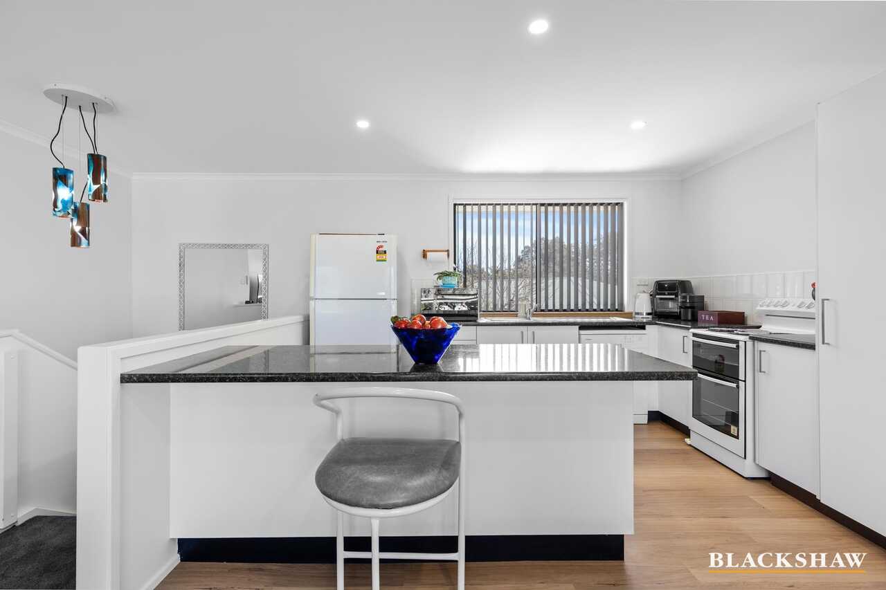 2 Moir Place Broulee